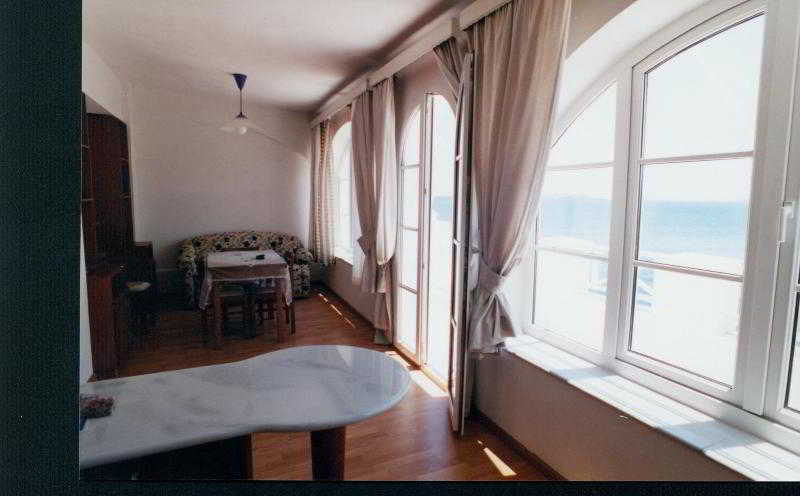 Sea Colours Rooms & Apartments Ermoupoli Exterior photo